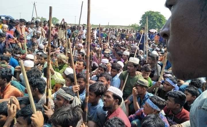 Nearly 100 Hindu houses in Sunamganj, Bangladesh destroyed by followers of Hefazat-e-Islam in a dastardly attack