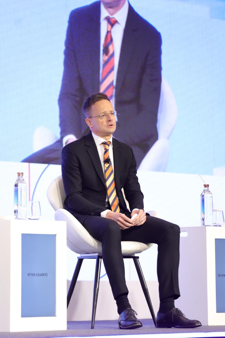 Hungary Opposed Military and Economic aid to Ukraine and its entry into the EU: Hungarian Foreign Minister Péter Szijjártó at #RaisinaDialogue2025